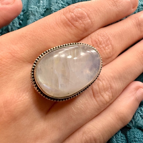 Sterling Silver Rainbow Moonstone Ring (8.75) - Picture 3 of 9